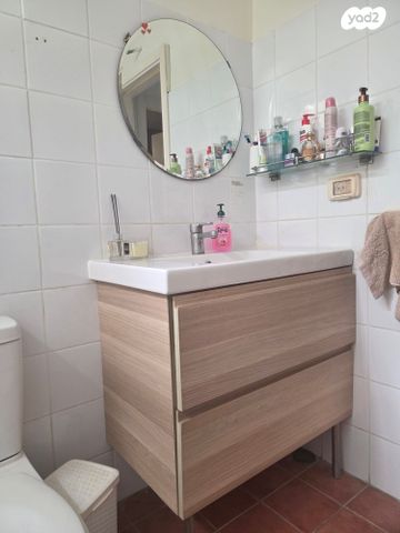 יחידת דיור, בנימין מטודלה 45, שיכון דן, נווה דן, תל אביב יפו