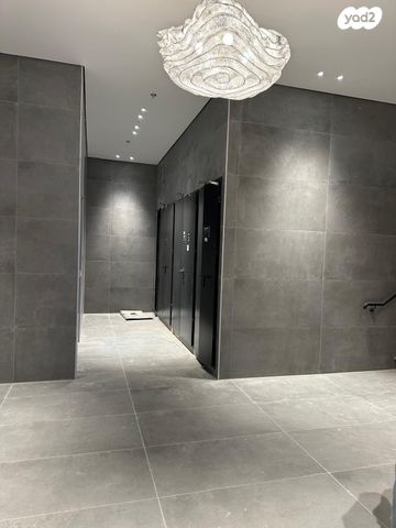 יצחק ארנסט נבנצל 1