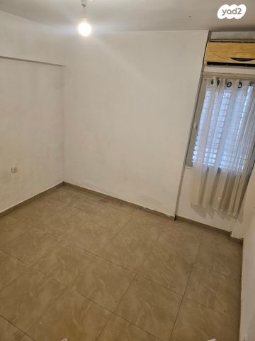 דירת גן, אוסוולדו ארניה 1, שכונה ד', באר שבע