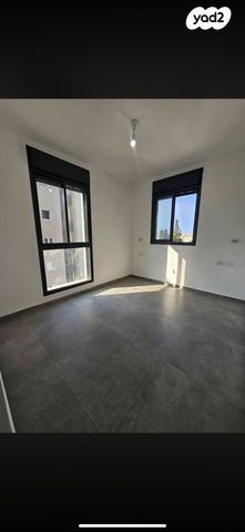 דירה, מרדכי אנילביץ' 7, קרית ויצמן, רעננה