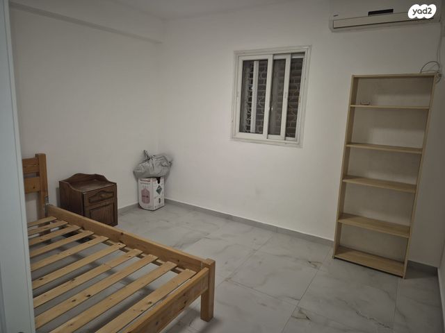 אלכסנדר ינאי 12