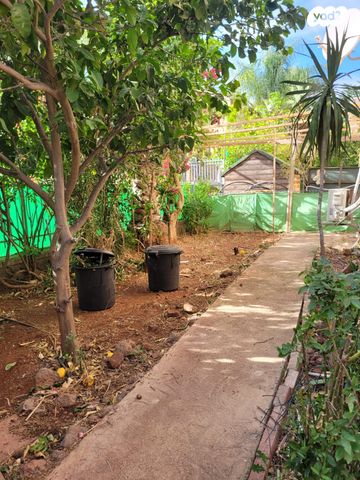 דו משפחתי, יהודיה 69, בתרא, קצרין