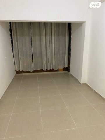 דירה, רב האי גאון 10, נווה און, בני ברק