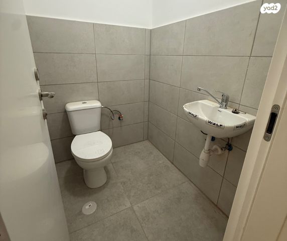 דירת גן, לשם 50, שאר העיר, אריאל