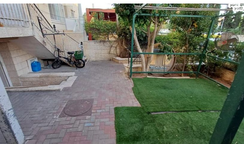 יחידת דיור, מבוא דב רוזנשטיין 7, פת, ירושלים