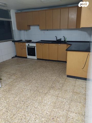 דירה, יוספטל 109, רמת יוסף, בת ים