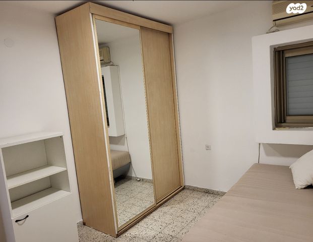 דירה, יהושע רבינוביץ 7, בן גוריון, חולון