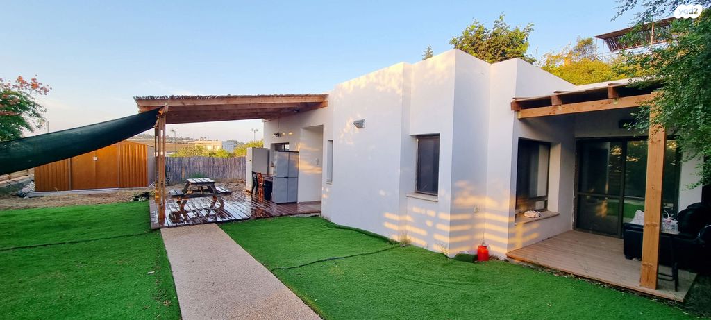 דירת גן, נאות גולן 1, נאות גולן, נאות גולן