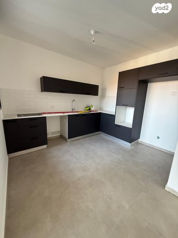 דירה, הכלנית 7, קרית גיורא, אור יהודה