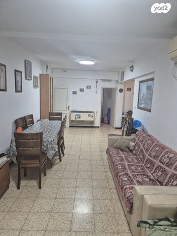 דירה, א.ד. גורדון 3, הפועל המזרחי ג', שיכון ג', בני ברק