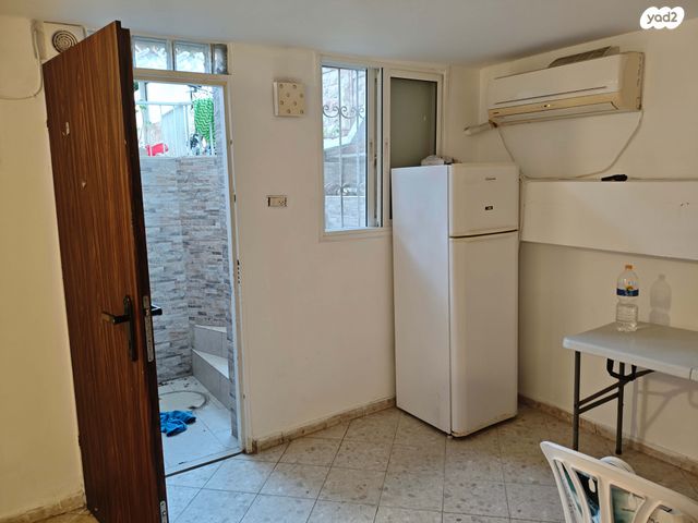 מרתף/ פרטר, איתם 6, נווה דקלים, ראשון לציון