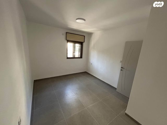 דירה, עליית הנוער 5, יצחק רבין, מעלות תרשיחא