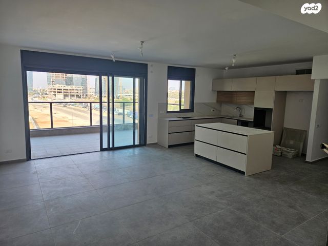 שדרות רחבעם זאבי 3