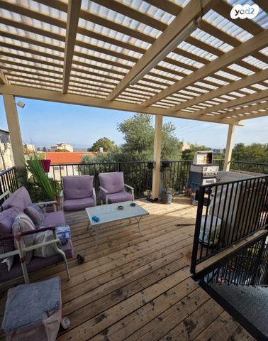 יחידת דיור, הקטלב 12, שאר העיר, חצור הגלילית