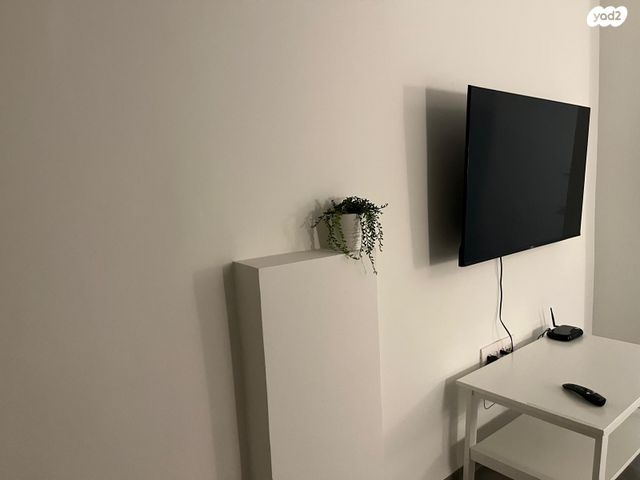 סטודיו/ לופט, האירוסים 46, גבעת אבני, גבעת אבני