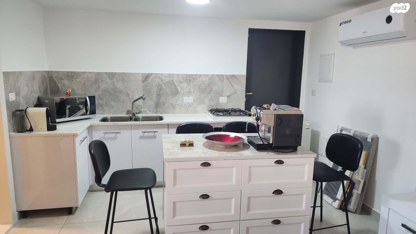 יחידת דיור, שדרות היונה 109, שאר העיר, מיתר / כרמית