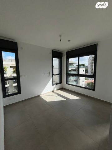 דירה, התבור 4, נווה ישראל, הרצליה