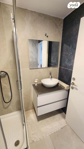 יחידת דיור, שדרות היונה 109, שאר העיר, מיתר / כרמית