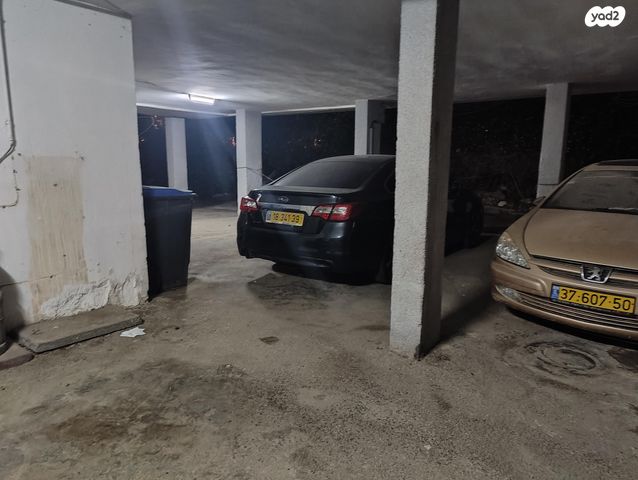 חניה, שלום עליכם 20, לב העיר, בת ים