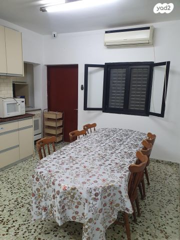 בית פרטי/ קוטג', ראשונים 1, ינון, ינון