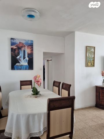 דירה, הרצל 105, שעריים, רחובות