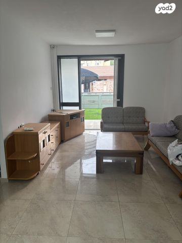 בית פרטי/ קוטג', יהודה הלוי 9, נאות אשכול, שדרות