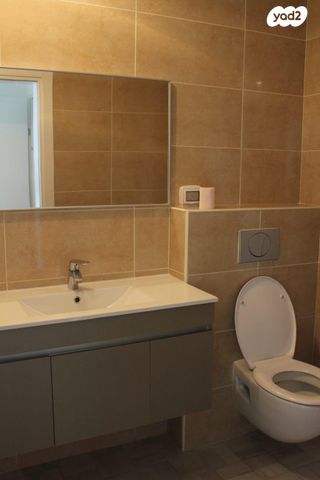 דירה, כי"ח 4, מחנה יהודה - לב העיר, ירושלים