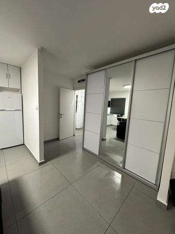 יחידת דיור, גבעתי 7, מרכז מזרחי, נס ציונה