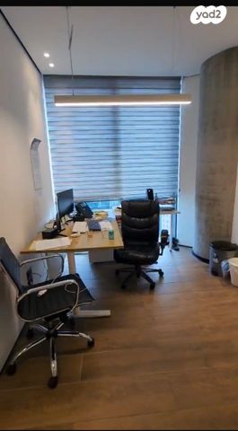 משרדים, תובל 40, בורסה, רמת גן