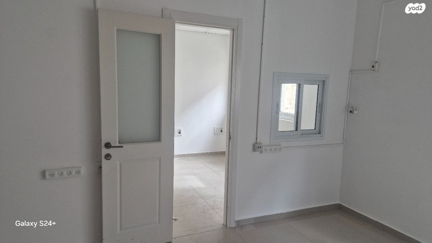 משרדים, לוין אפשטיין 10, ב' / צפון מערב העיר, רחובות