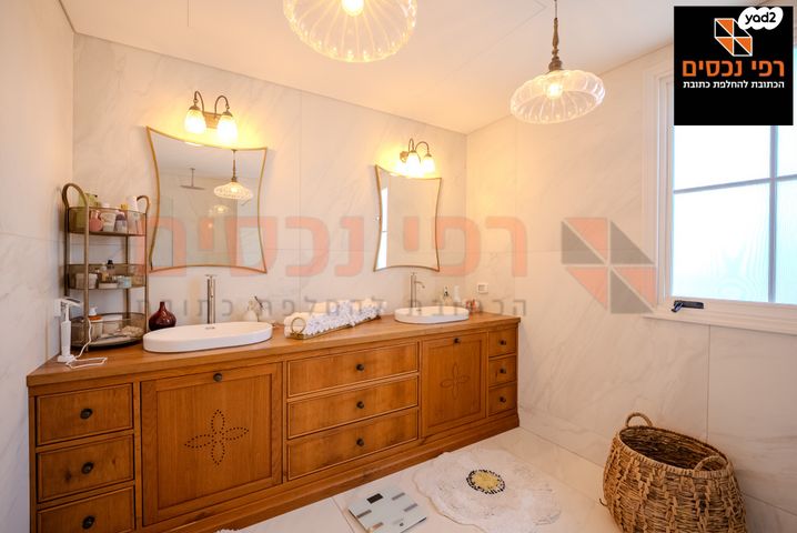 בית פרטי/ קוטג', נווה יהושע, ערמונים, רמת גן