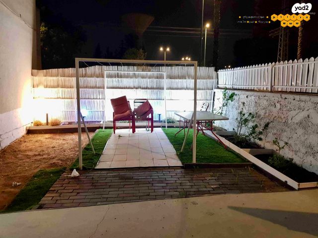 דירת גן, דיזרעאלי, עמידר, בנית, לוד