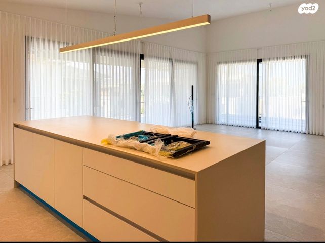 גג/ פנטהאוז, קרית טבעון