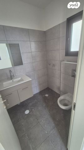 דירת גן, אדמונית, גני אביב, לוד