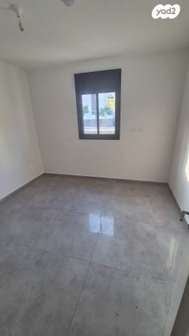 דירת גן, אדמונית, גני אביב, לוד