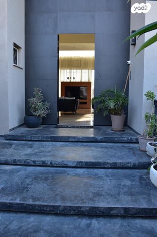 בית פרטי/ קוטג', חופית, חופית