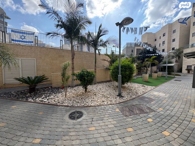 דירה, ישראל שוחט, נווה זאב, נאות אילן, באר שבע