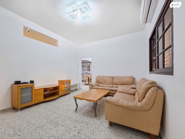 דירת גן, אוסישקין, מוצקין הותיקה, קרית מוצקין