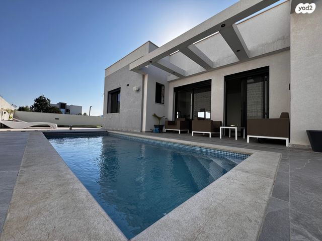 בית פרטי/ קוטג'