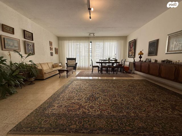 הצפון החדש - כיכר המדינה