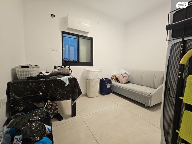 דירה, ליאונרדו דה וינצ'י 12, גני שרונה, קרית הממשלה, תל אביב יפו