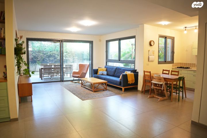 דירת גן, ששת הימים, הוד השרון