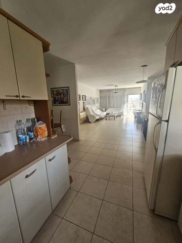 דירה, הרב נריה, נאות שקמה, ראשון לציון