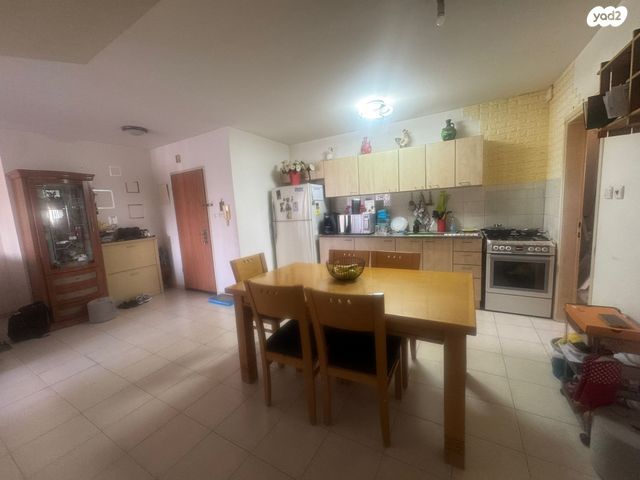 דירה, הזמיר 6, נהריה הירוקה, נהריה