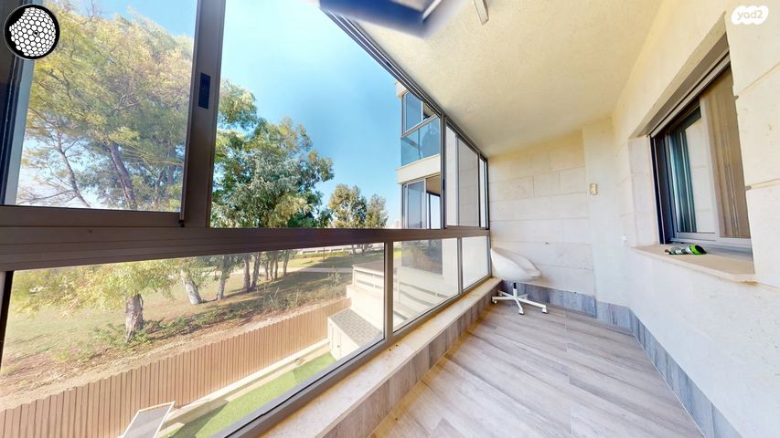 דירה, יצחק שמיר, גבעת הרקפות, קרית ביאליק