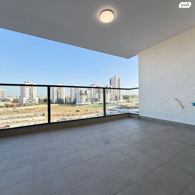 דירה, כרמי הנדיב, אחוזת רוטנר, קרית מלאכי