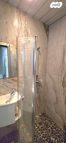 גג/ פנטהאוז, יוסף אהרונוביץ' 94, ג'סי כהן, חולון