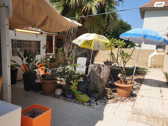 בית פרטי/ קוטג', יוסף בוסל, נאות גנים, נתניה