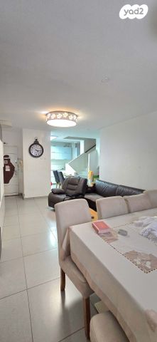 גג/ פנטהאוז, יוסף אהרונוביץ' 94, ג'סי כהן, חולון