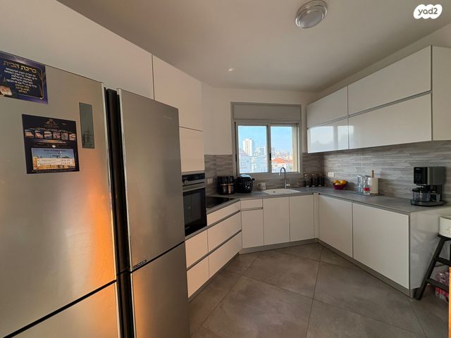 דירה, דרך דון יצחק אברבנאל 9, רמת אפרים, נתניה